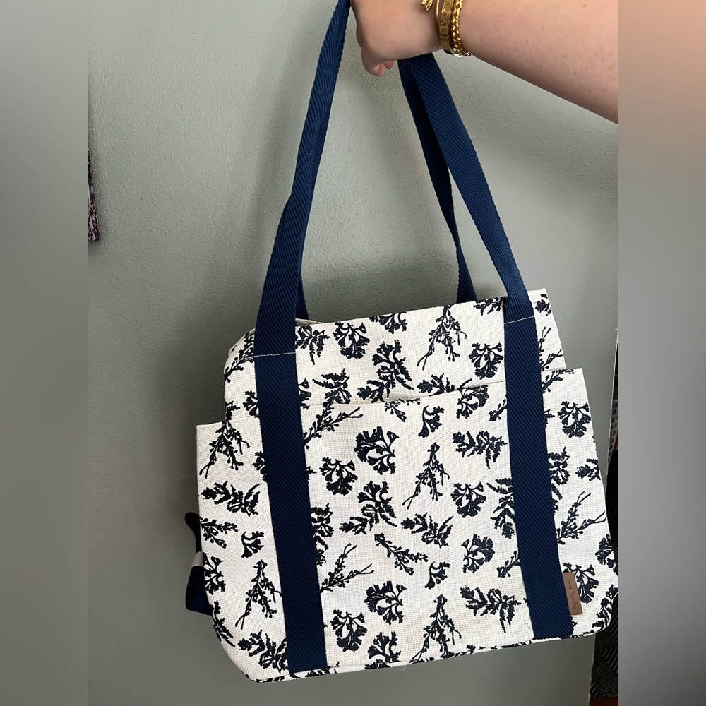 Vera Bradley Deluxe Straw Tote Adrift Coral Blue